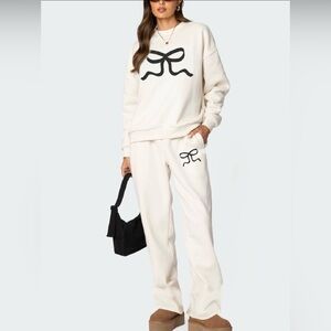 NWT Boutique Julia Cream Casual Matching Set | Sweatshirt + Wide Leg Pants